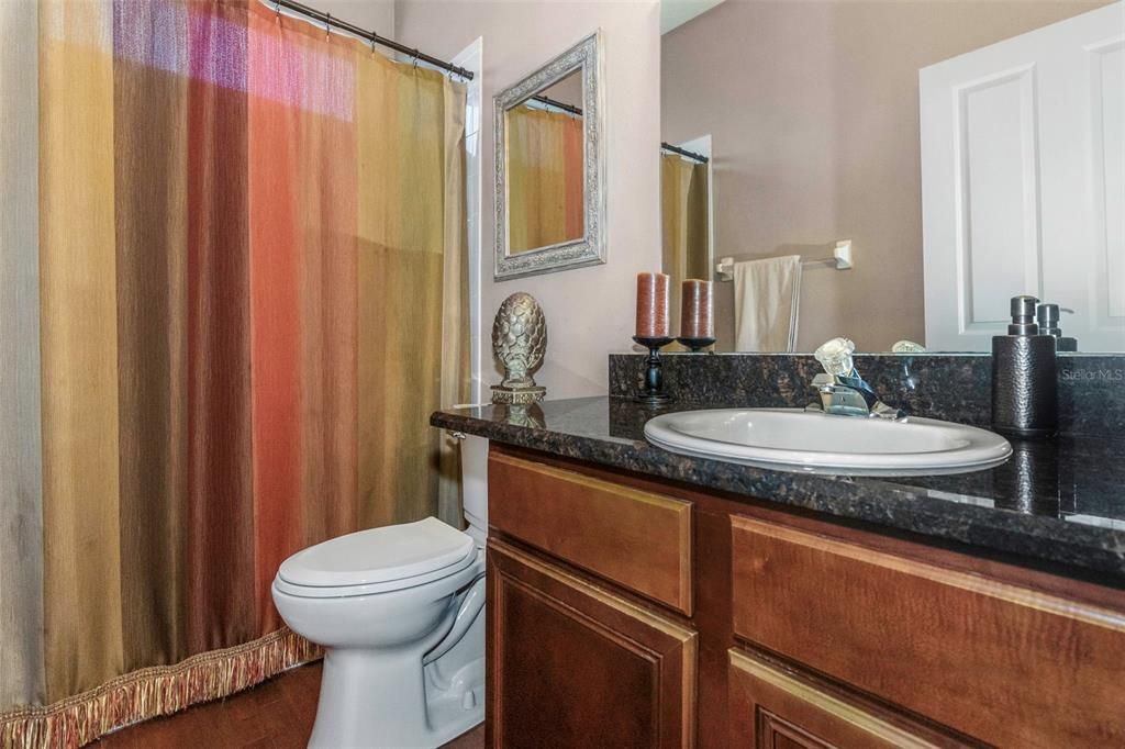 На продажу: $638,999 (5 спален, 3 ванн, 3006 Квадратных фут)