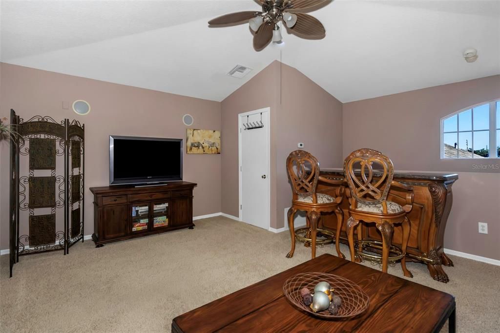 На продажу: $638,999 (5 спален, 3 ванн, 3006 Квадратных фут)