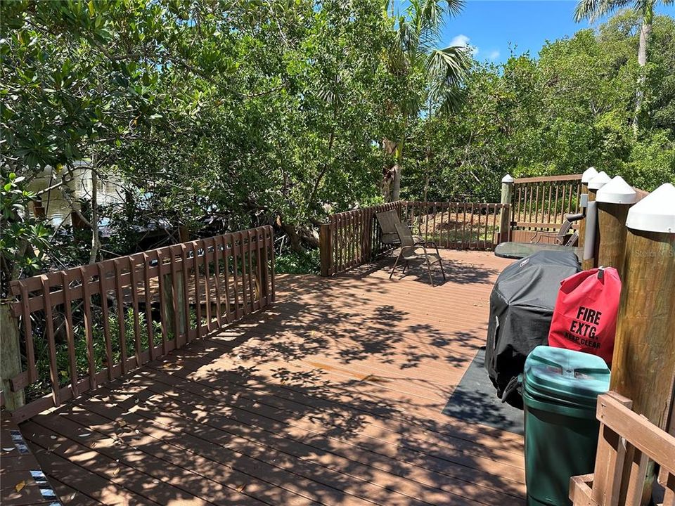 For Rent: $3,450 (2 beds, 2 baths, 900 Square Feet)