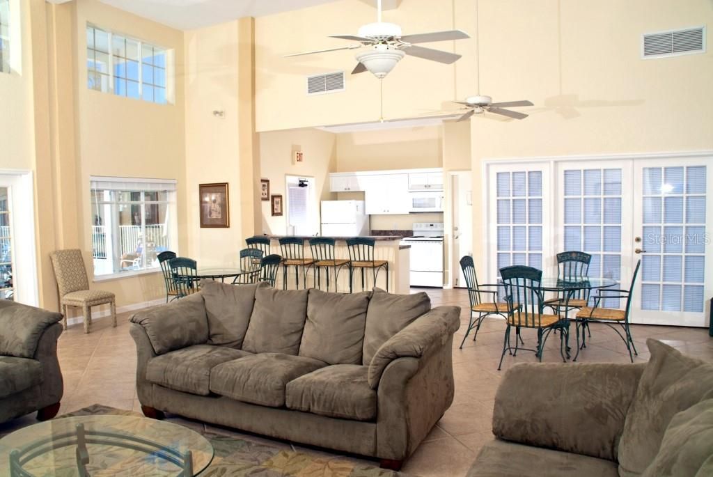 For Rent: $3,450 (2 beds, 2 baths, 900 Square Feet)