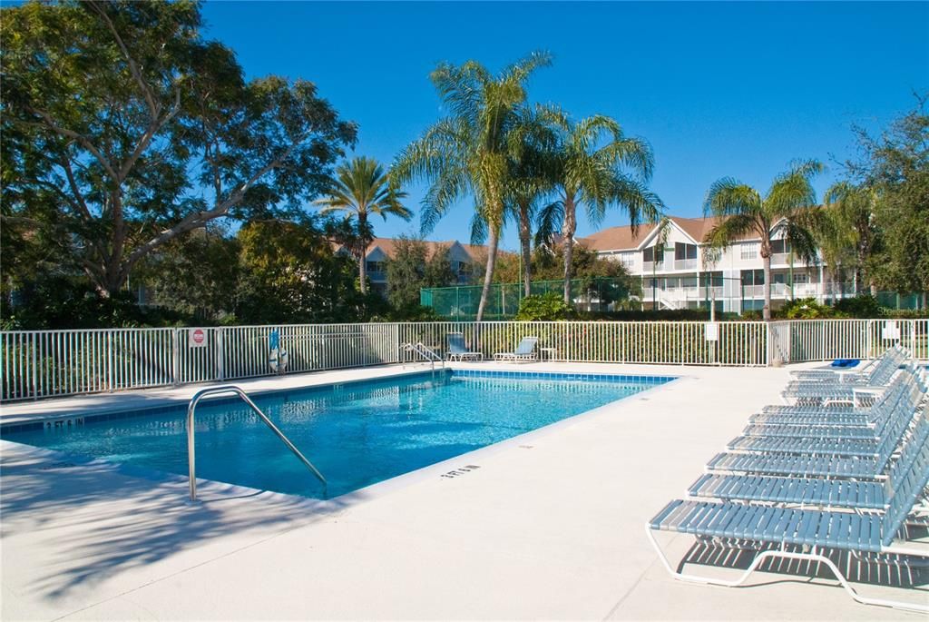 For Rent: $3,450 (2 beds, 2 baths, 900 Square Feet)