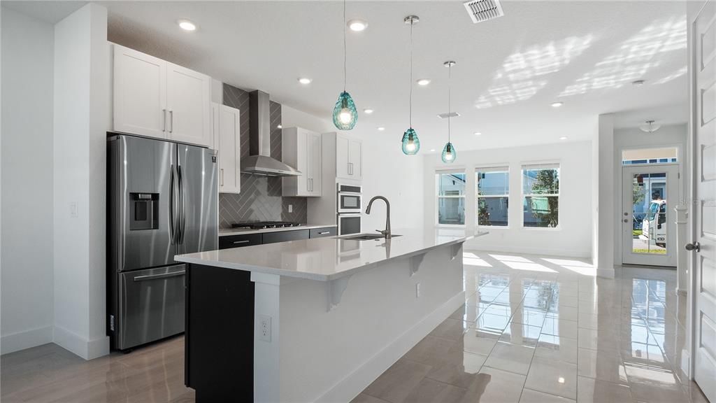 出租: $2,950 (3 贝兹, 2 浴室, 1945 平方英尺)