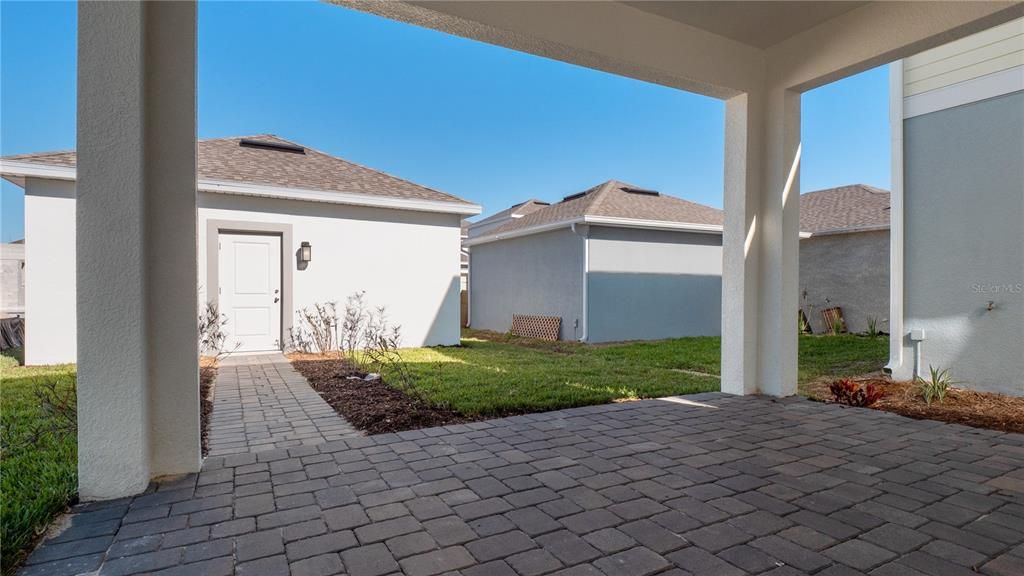 出租: $2,950 (3 贝兹, 2 浴室, 1945 平方英尺)