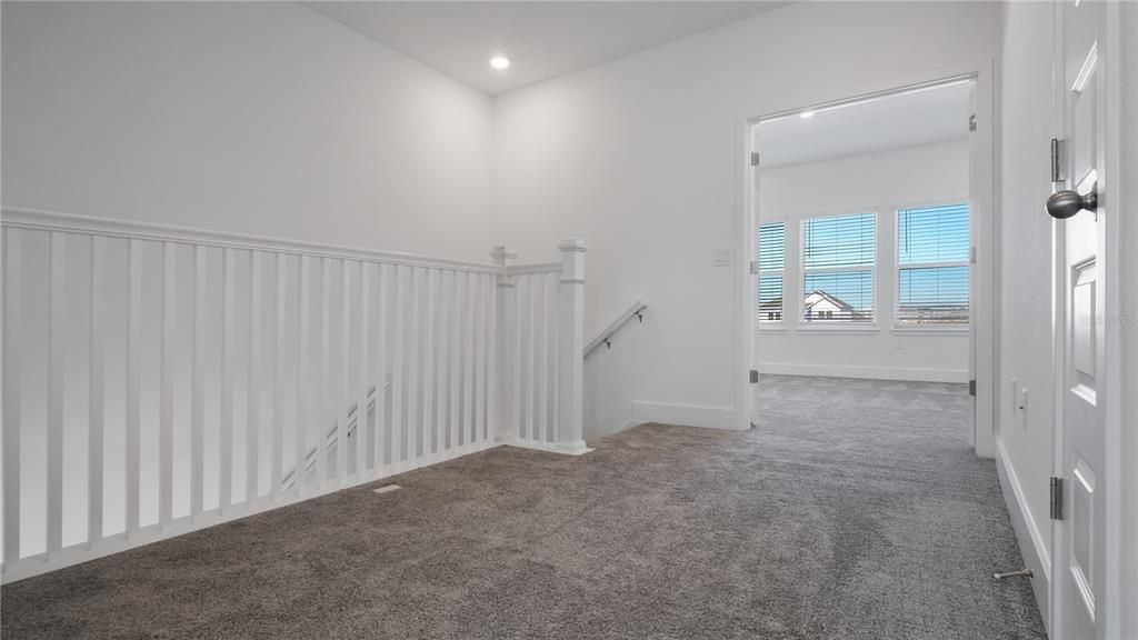 出租: $2,950 (3 贝兹, 2 浴室, 1945 平方英尺)