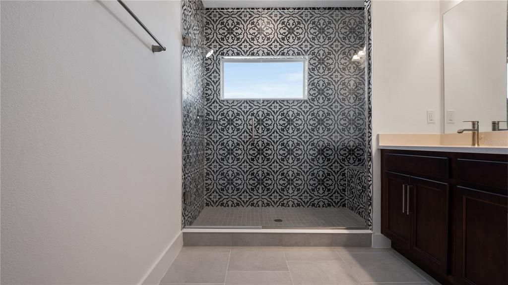 出租: $2,950 (3 贝兹, 2 浴室, 1945 平方英尺)