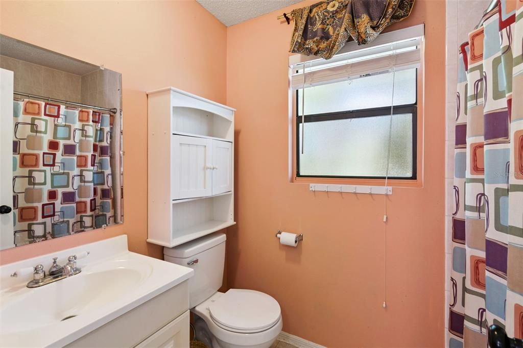 For Sale: $289,950 (3 beds, 3 baths, 1630 Square Feet)