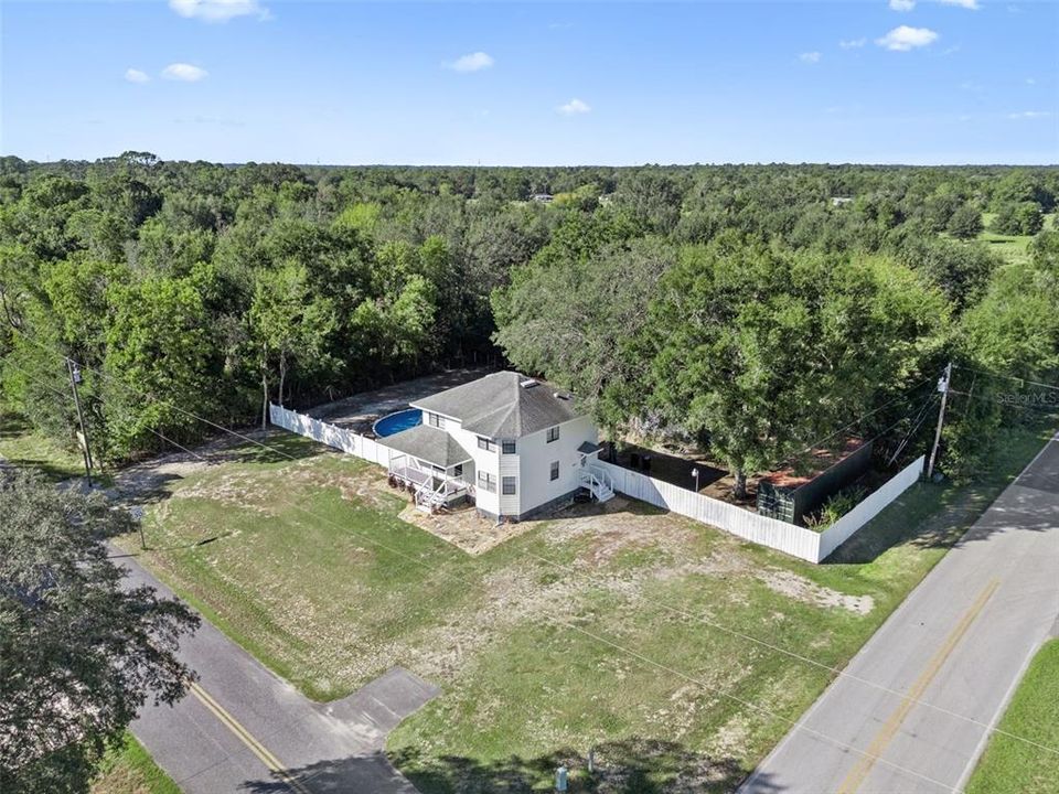 For Sale: $289,950 (3 beds, 3 baths, 1630 Square Feet)