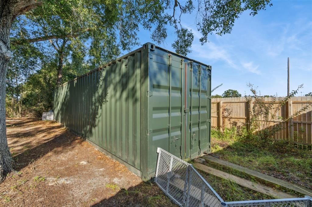 For Sale: $289,950 (3 beds, 3 baths, 1630 Square Feet)