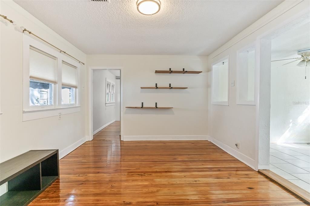 For Rent: $2,200 (2 beds, 2 baths, 1504 Square Feet)