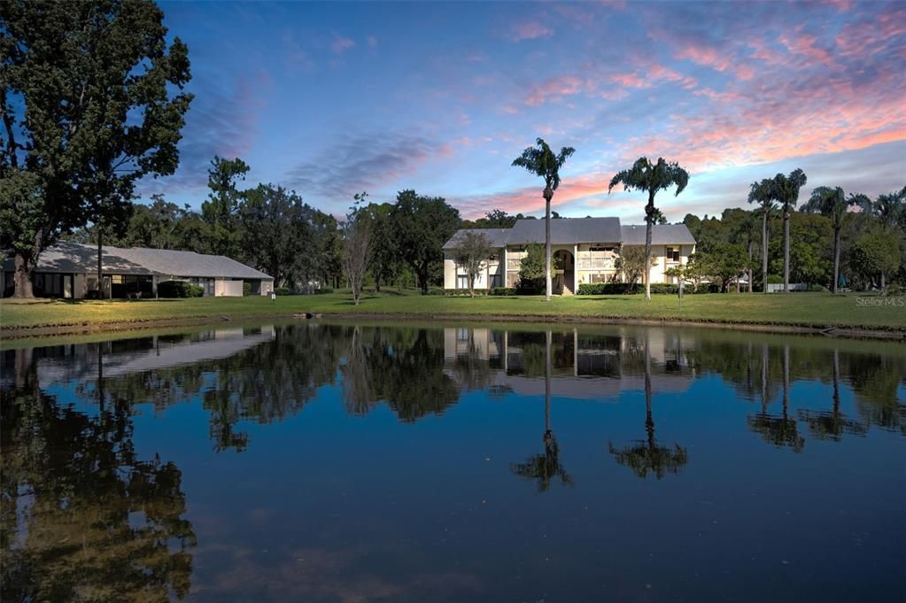 Active With Contract: $199,999 (2 beds, 2 baths, 1041 Square Feet)