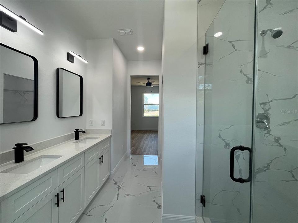 For Sale: $424,900 (3 beds, 2 baths, 1506.44 Square Feet)