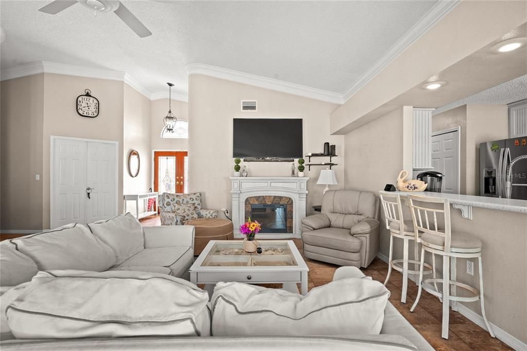 待售: $485,000 (3 贝兹, 3 浴室, 1586 平方英尺)