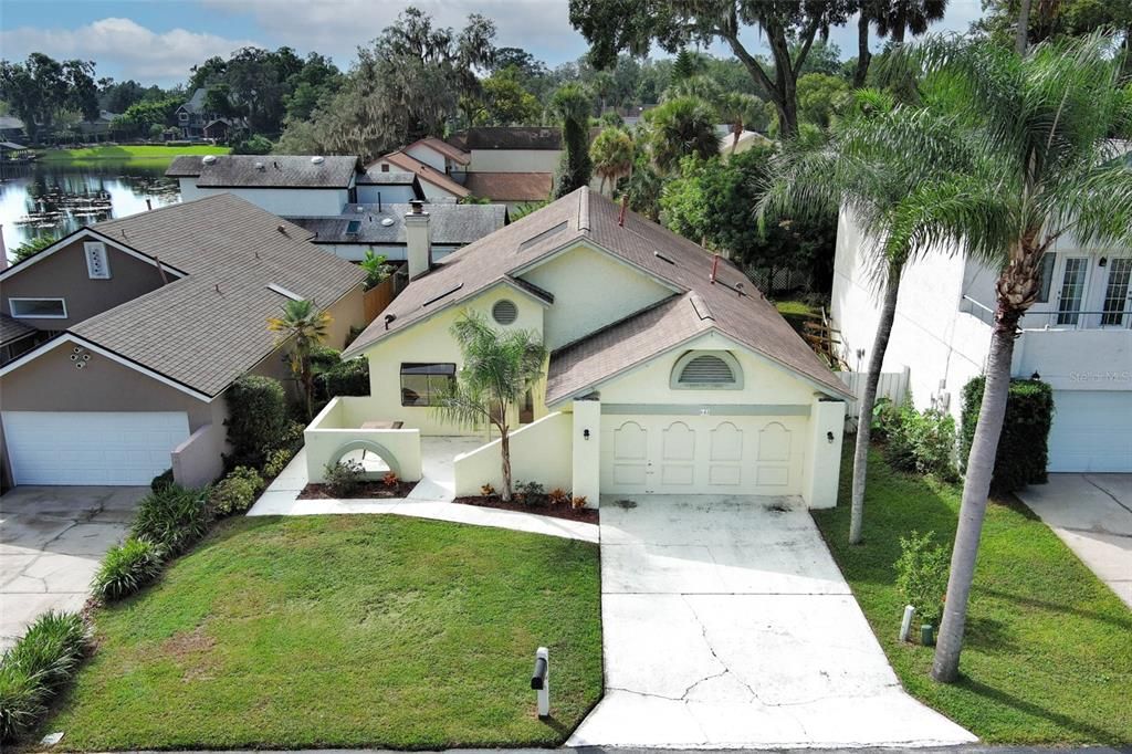 Active With Contract: $350,000 (3 beds, 2 baths, 1492 Square Feet)