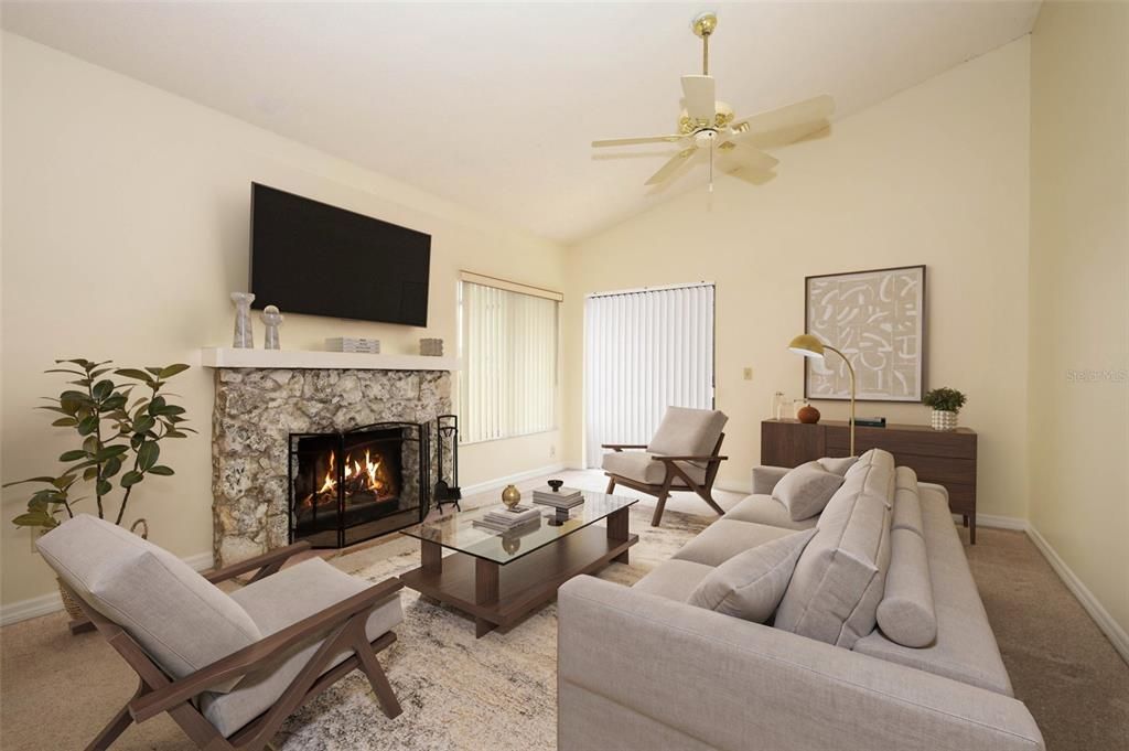 Active With Contract: $350,000 (3 beds, 2 baths, 1492 Square Feet)