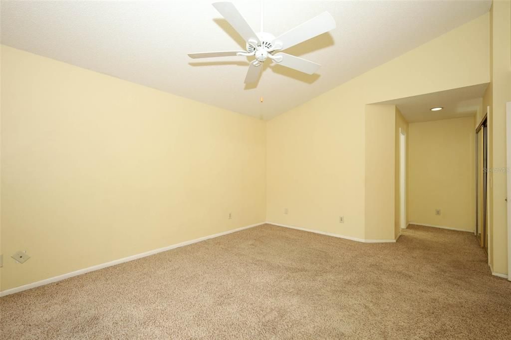 Active With Contract: $350,000 (3 beds, 2 baths, 1492 Square Feet)