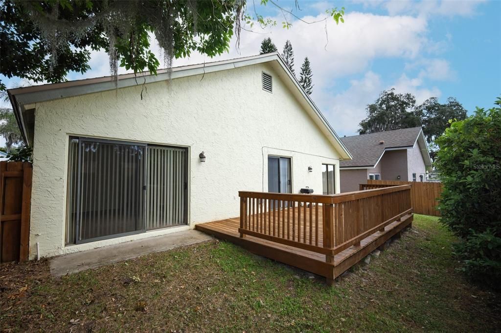 Active With Contract: $350,000 (3 beds, 2 baths, 1492 Square Feet)