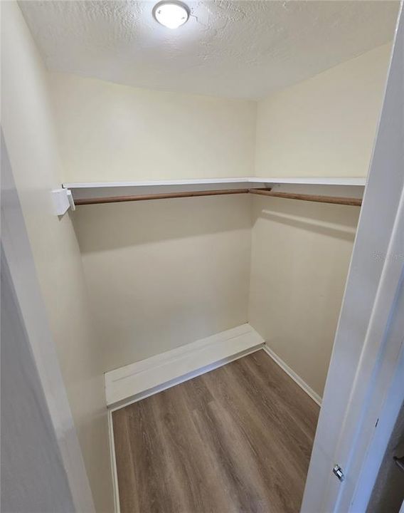 For Sale: $229,900 (3 beds, 2 baths, 1624 Square Feet)