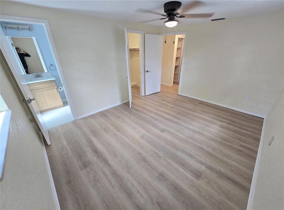 For Sale: $229,900 (3 beds, 2 baths, 1624 Square Feet)