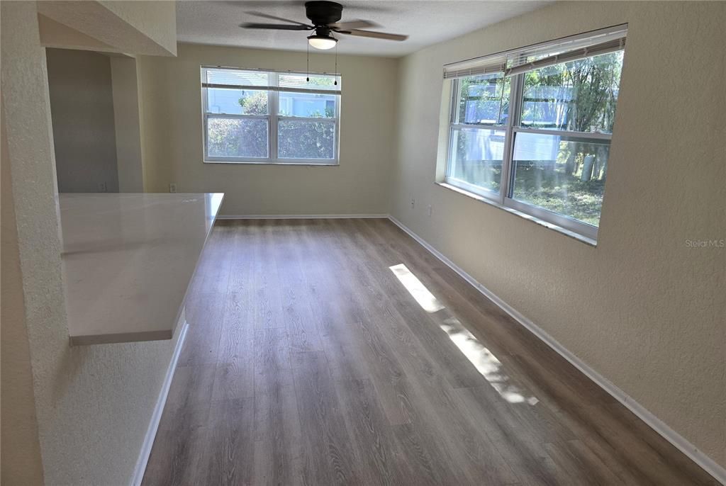 For Sale: $229,900 (3 beds, 2 baths, 1624 Square Feet)