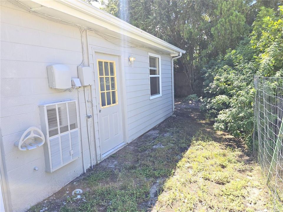 For Sale: $229,900 (3 beds, 2 baths, 1624 Square Feet)