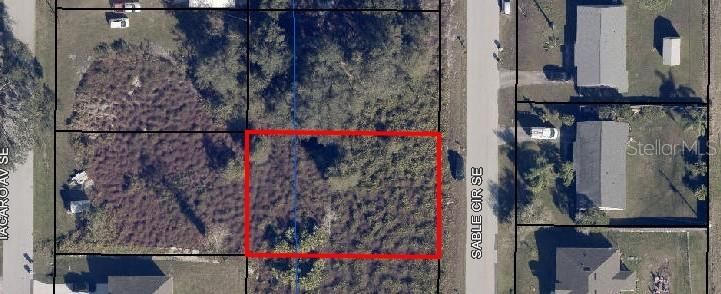 На продажу: $49,085 (0.23 acres)