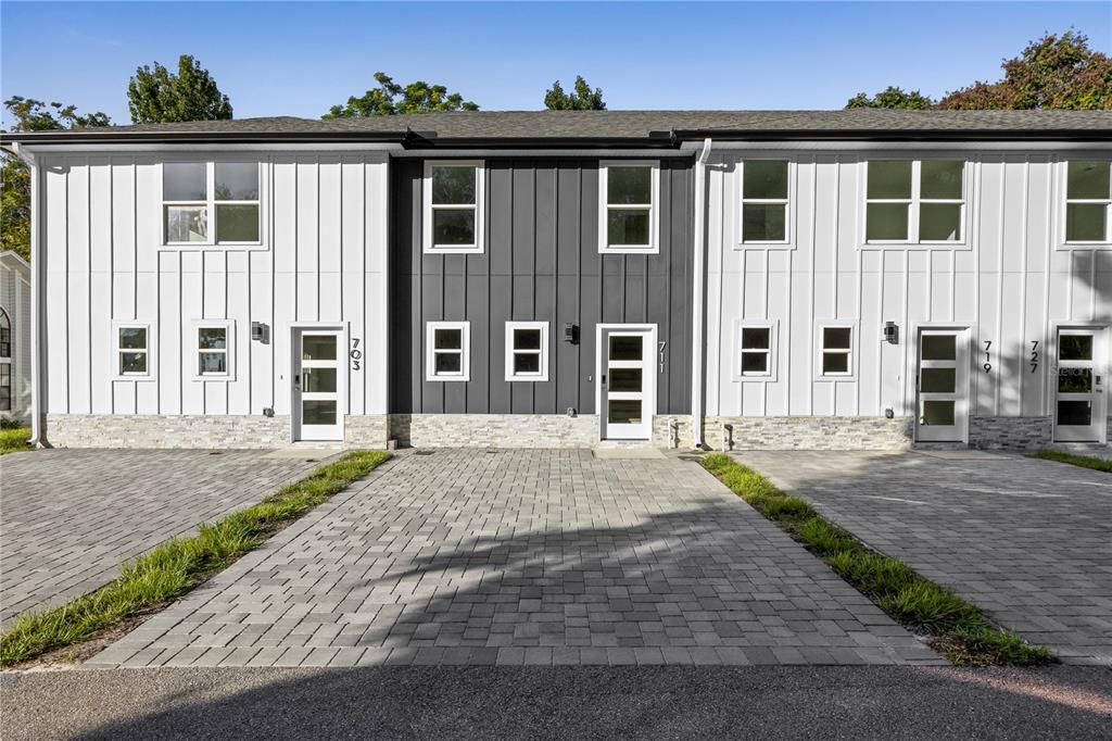 For Sale: $395,000 (3 beds, 2 baths, 1428 Square Feet)