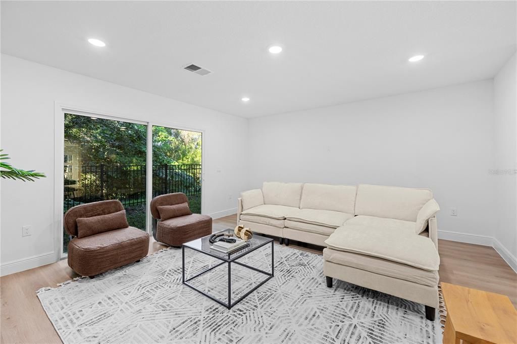 For Sale: $395,000 (3 beds, 2 baths, 1428 Square Feet)