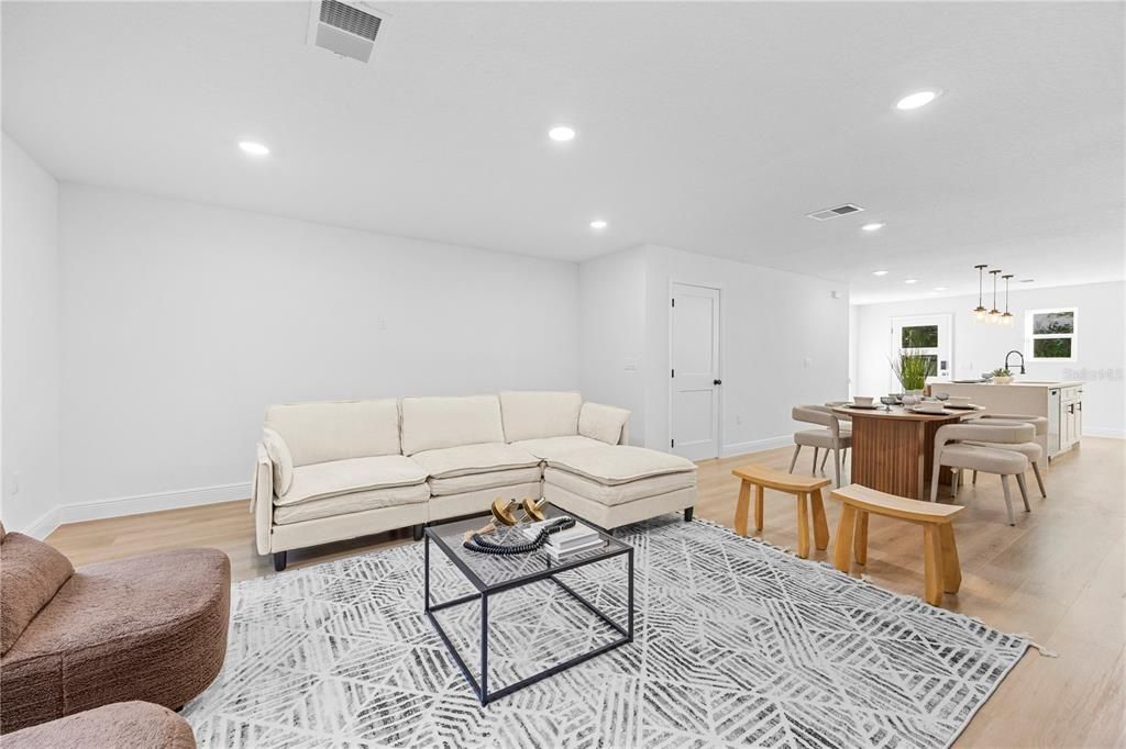 For Sale: $395,000 (3 beds, 2 baths, 1428 Square Feet)