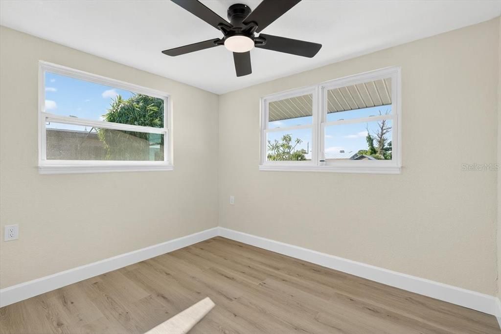 For Rent: $1,899 (3 beds, 2 baths, 1695 Square Feet)