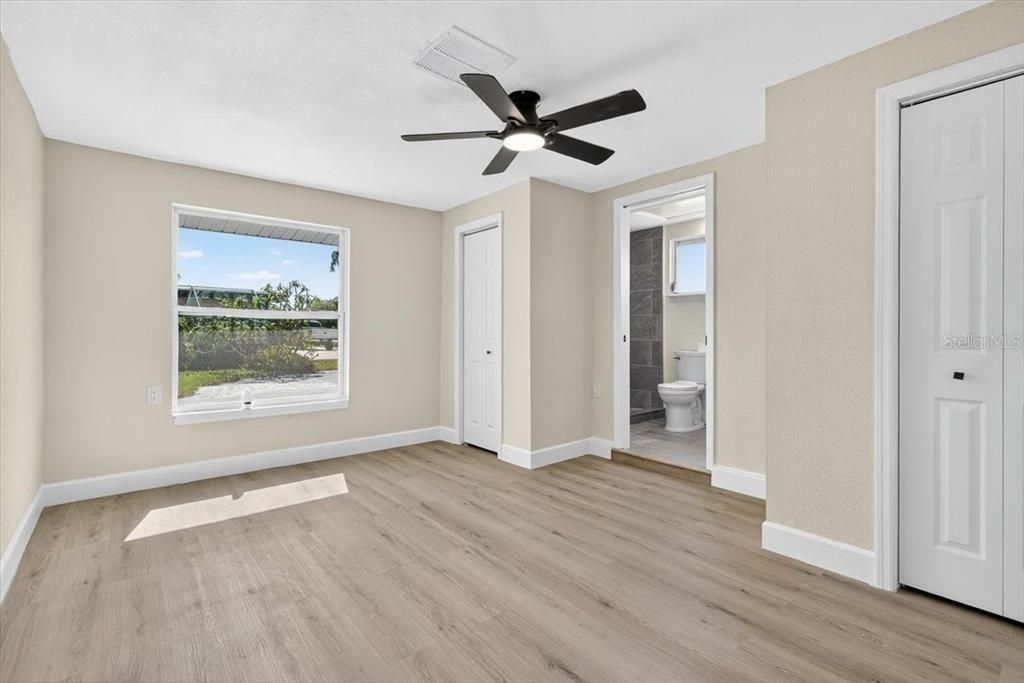 For Rent: $1,899 (3 beds, 2 baths, 1695 Square Feet)