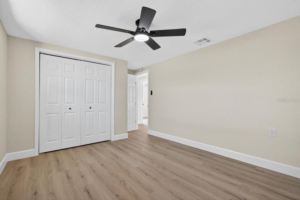 For Rent: $1,899 (3 beds, 2 baths, 1695 Square Feet)