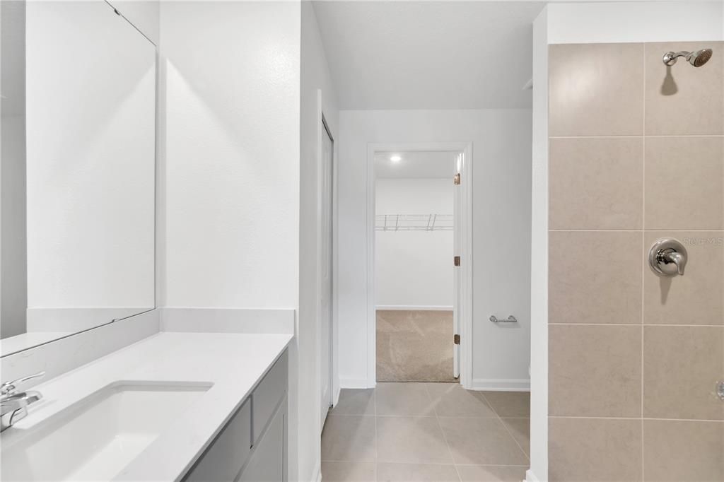 For Rent: $2,200 (4 beds, 2 baths, 1824 Square Feet)