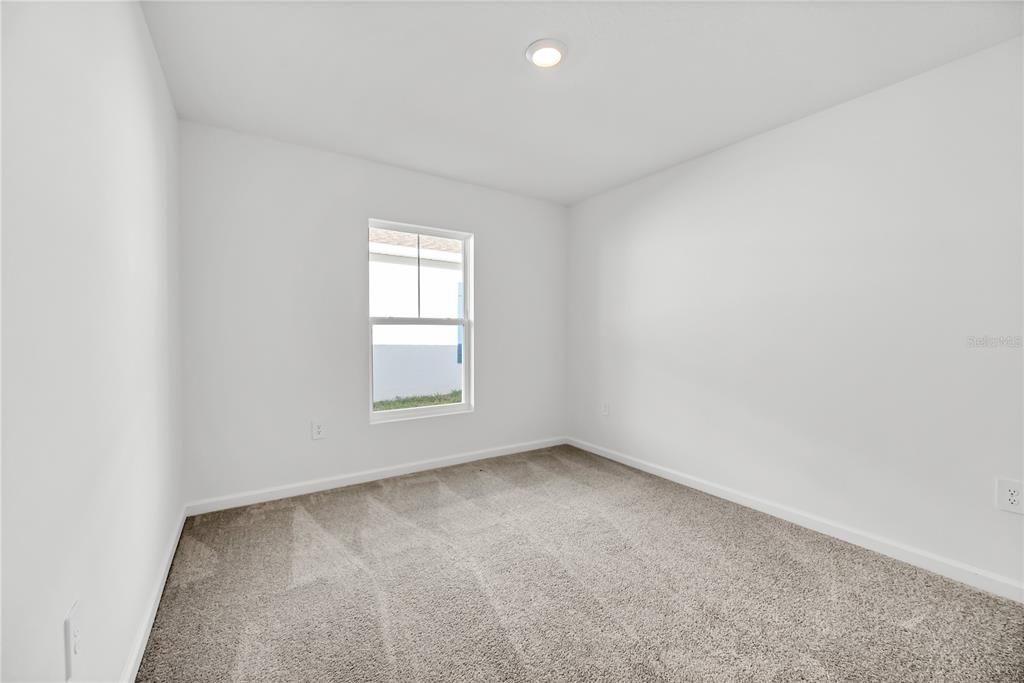 For Rent: $2,200 (4 beds, 2 baths, 1824 Square Feet)