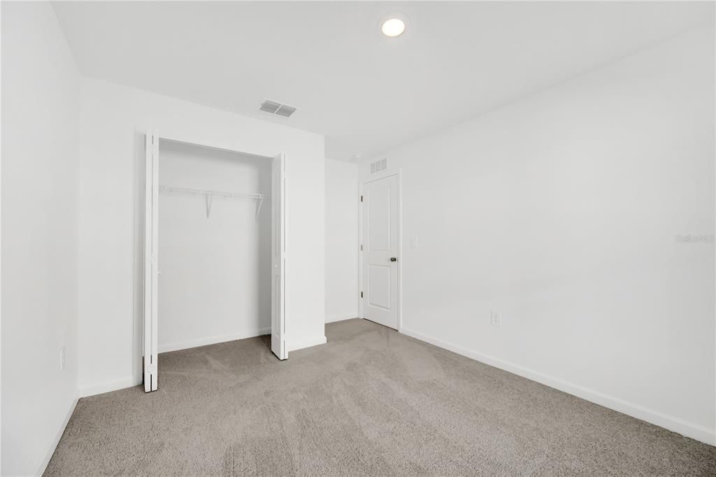 For Rent: $2,200 (4 beds, 2 baths, 1824 Square Feet)