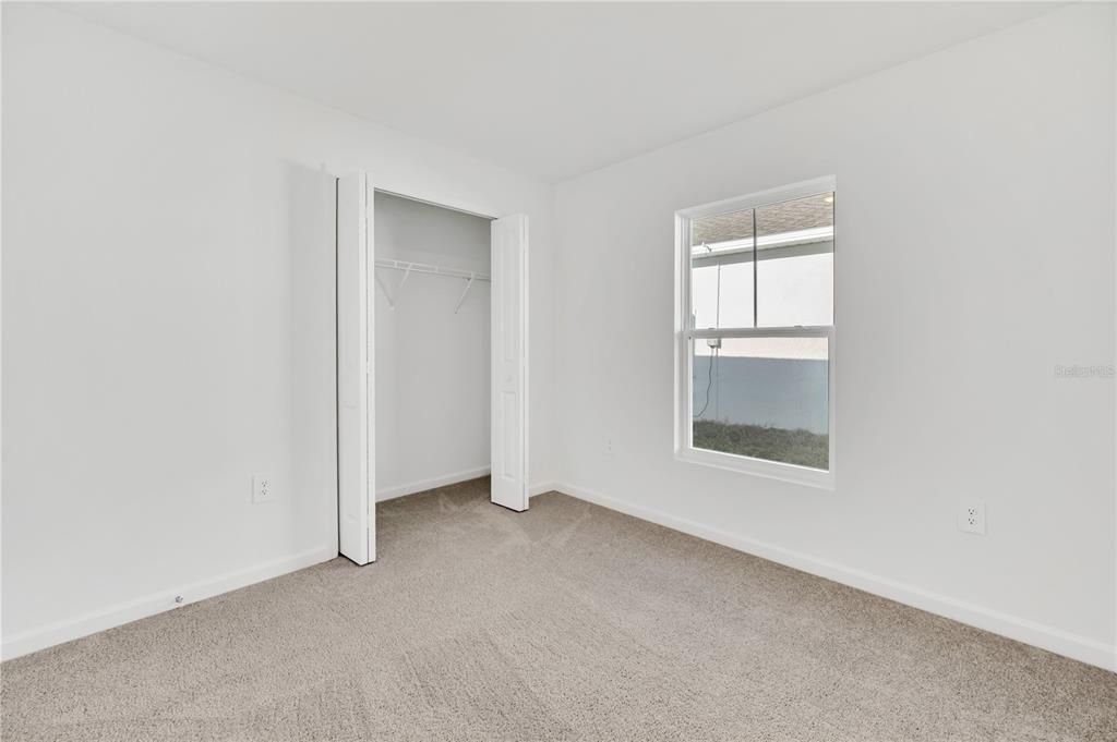 For Rent: $2,200 (4 beds, 2 baths, 1824 Square Feet)