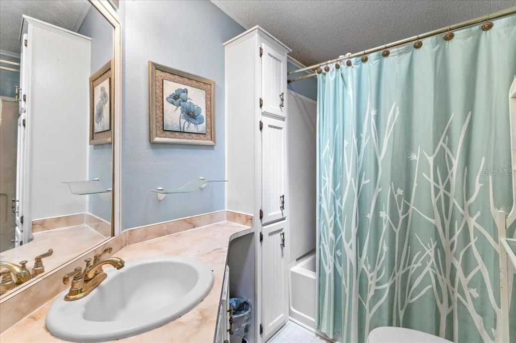 En Venta: $275,000 (2 camas, 2 baños, 1431 Pies cuadrados)