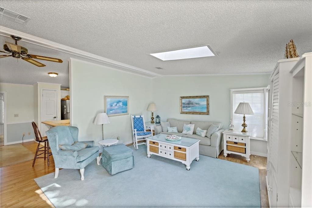 En Venta: $275,000 (2 camas, 2 baños, 1431 Pies cuadrados)