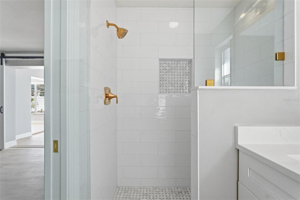 For Sale: $774,900 (3 beds, 2 baths, 1929 Square Feet)