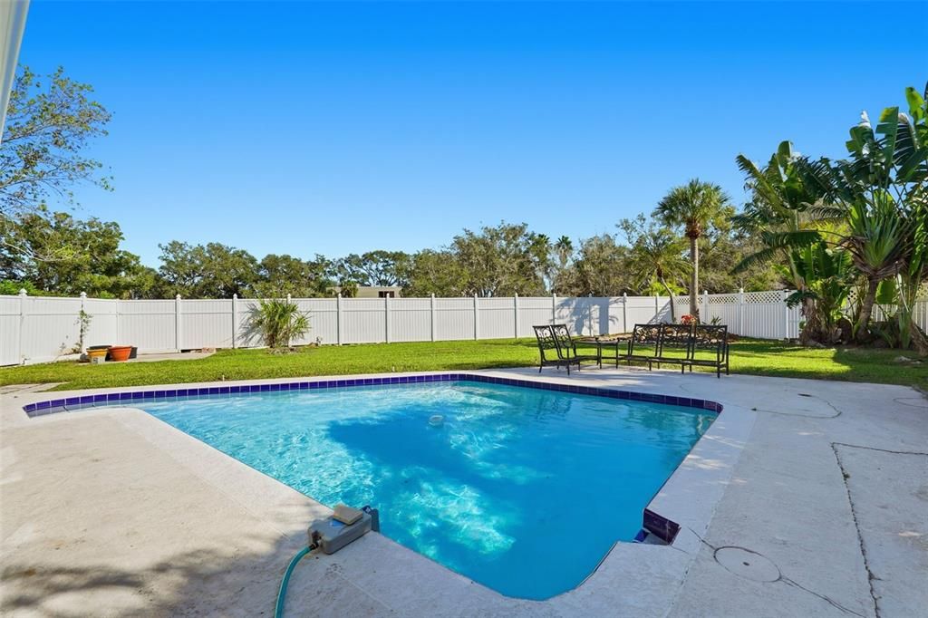 For Sale: $774,900 (3 beds, 2 baths, 1929 Square Feet)