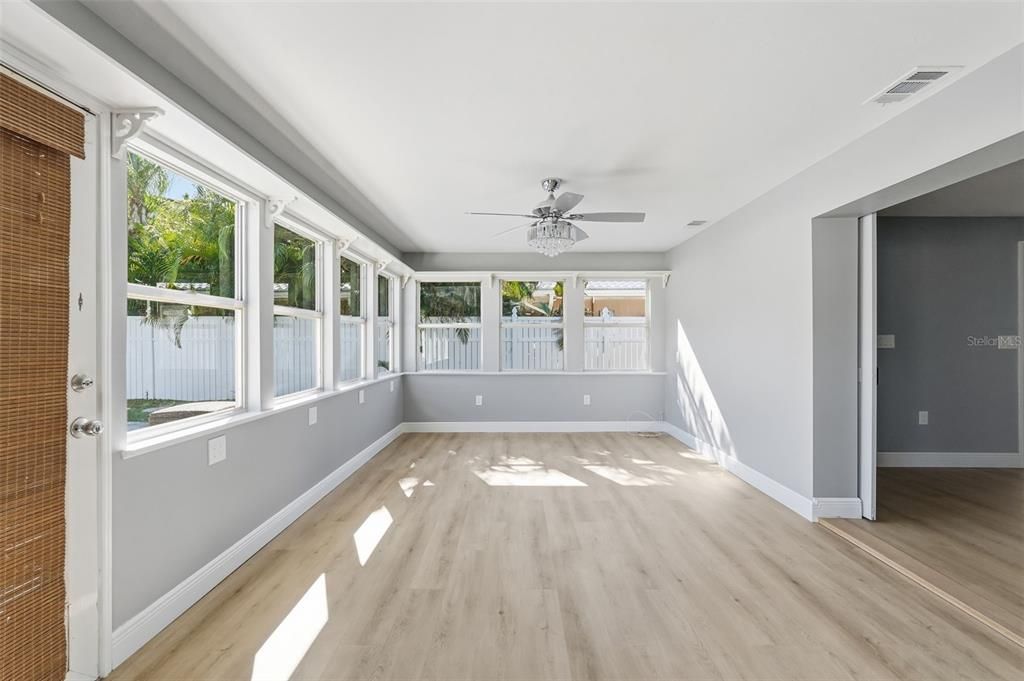 For Sale: $774,900 (3 beds, 2 baths, 1929 Square Feet)