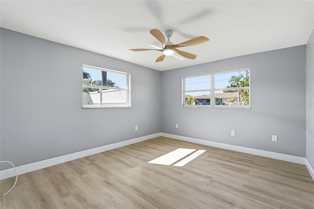 For Sale: $774,900 (3 beds, 2 baths, 1929 Square Feet)