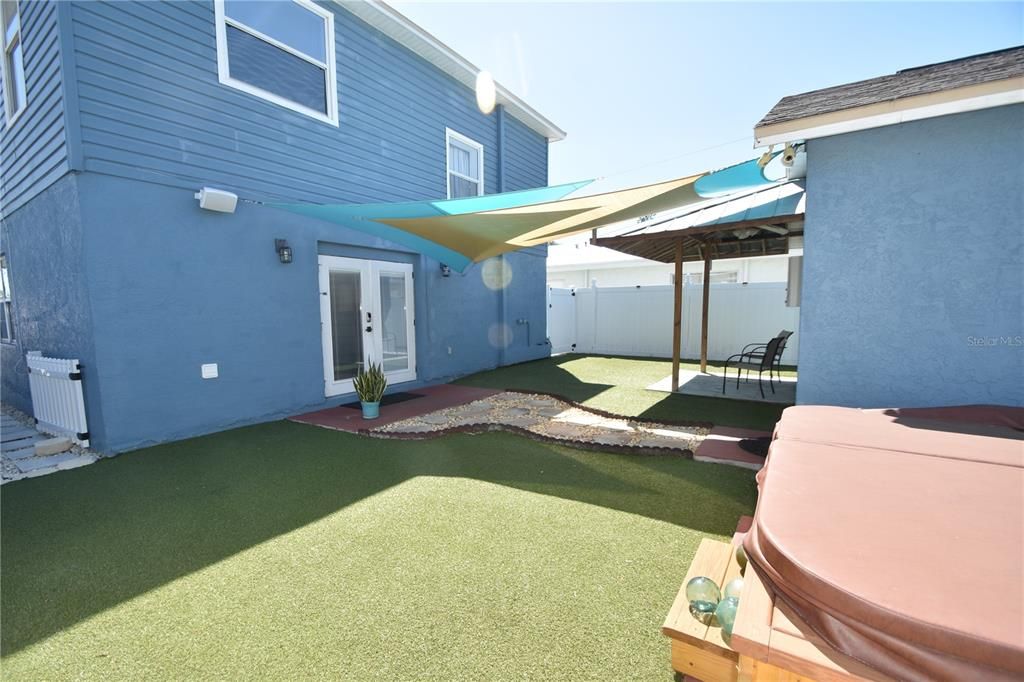 На продажу: $699,900 (5 спален, 3 ванн, 2570 Квадратных фут)