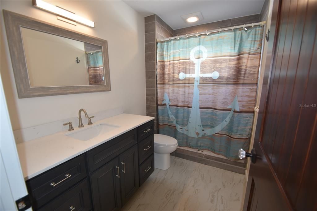 На продажу: $699,900 (5 спален, 3 ванн, 2570 Квадратных фут)