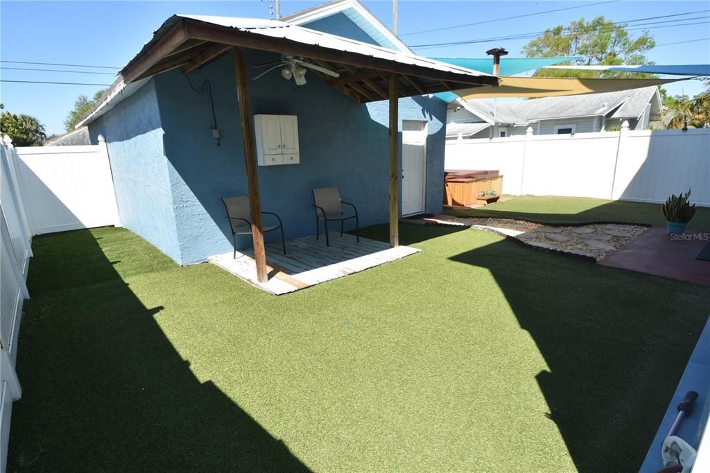 На продажу: $699,900 (5 спален, 3 ванн, 2570 Квадратных фут)