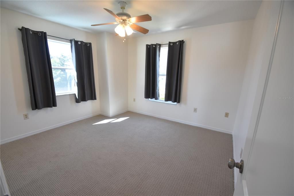 На продажу: $699,900 (5 спален, 3 ванн, 2570 Квадратных фут)