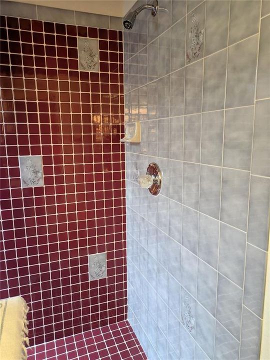 For Sale: $259,900 (3 beds, 2 baths, 1829 Square Feet)