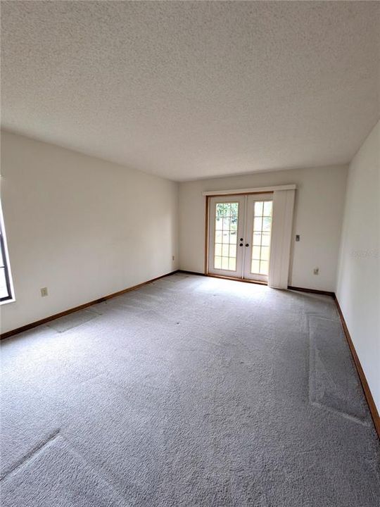 For Sale: $259,900 (3 beds, 2 baths, 1829 Square Feet)