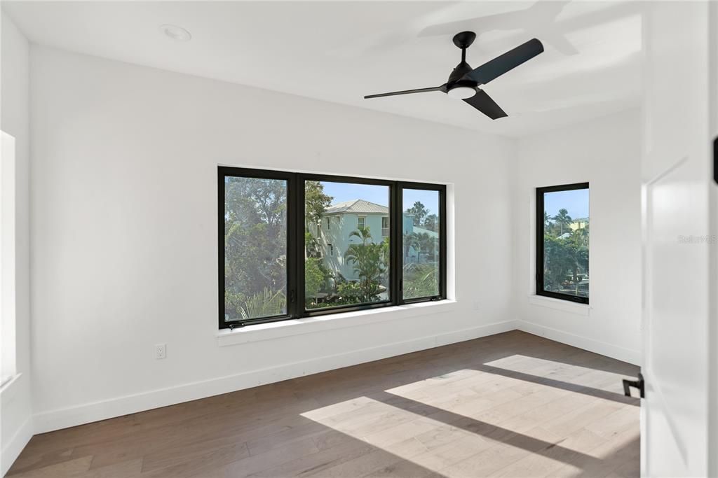 На продажу: $4,995,000 (4 спален, 4 ванн, 4106 Квадратных фут)