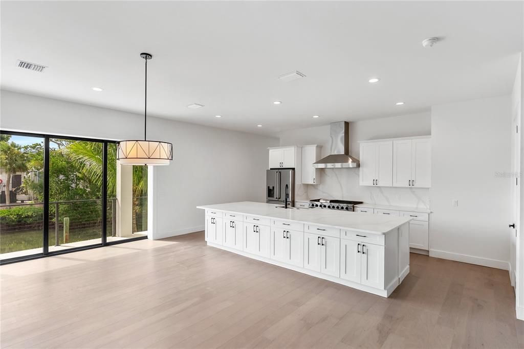 На продажу: $4,995,000 (4 спален, 4 ванн, 4106 Квадратных фут)