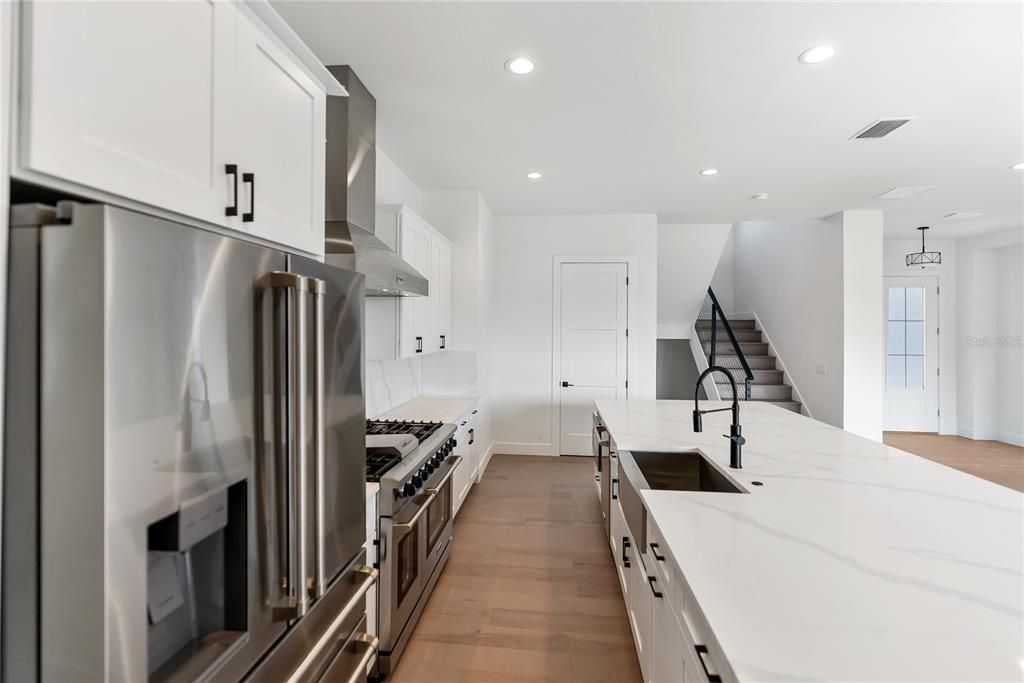 На продажу: $4,995,000 (4 спален, 4 ванн, 4106 Квадратных фут)